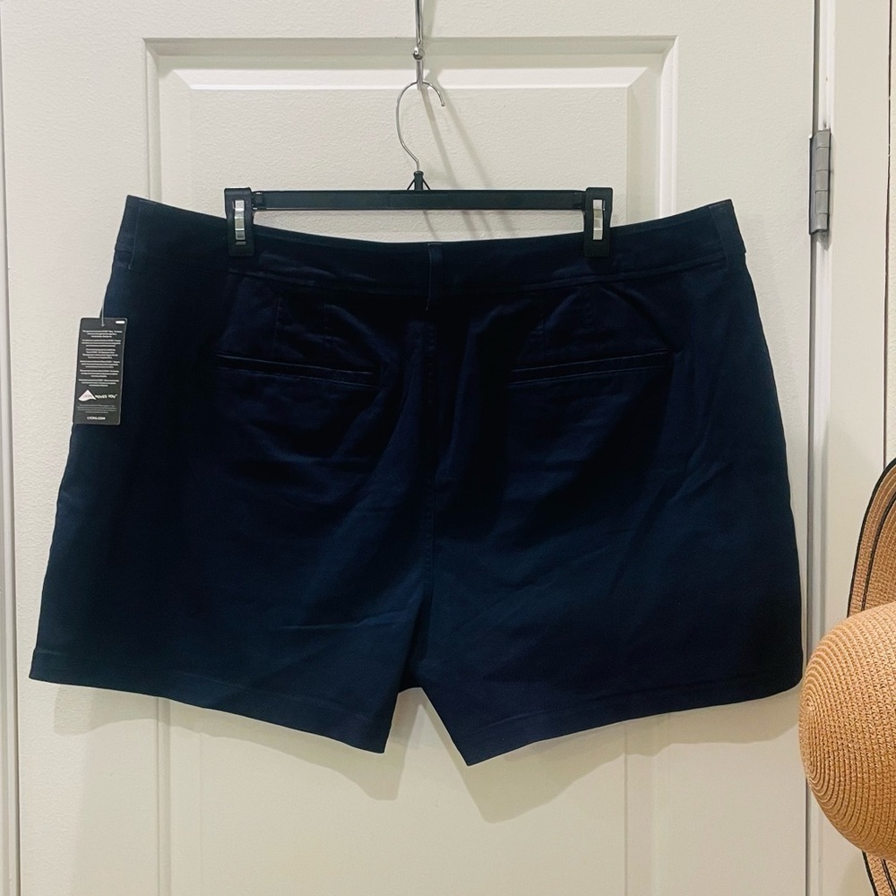 NEW…Market & Spruce Navy Blue Chino Shorts - Picture 2 of 4